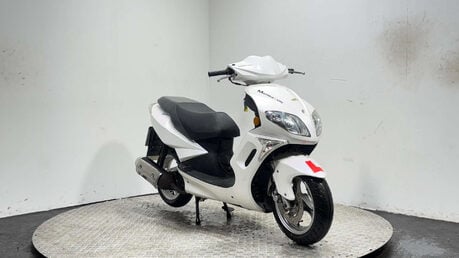 Sinnis Matrix 2017, 7K, 125CC, LOW MILEAGE SCOOTER, SPARES/REPAIR/PROJECT 3