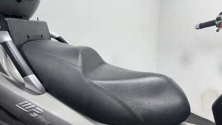 Piaggio MP3 LT, 2011, 28K, 300CC, MOT SEP 26, RUNNING, SPARES/REPAIR/PROJECT 12