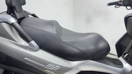 Piaggio MP3 LT, 2011, 32K, 300CC, RUNNING 3-WHEELER, SPARES/REPAIR/PROJECT 8