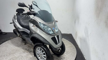 Piaggio MP3 LT, 2011, 32K, 300CC, RUNNING 3-WHEELER, SPARES/REPAIR/PROJECT 16