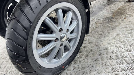 Piaggio MP3 LT, 2011, 32K, 300CC, RUNNING 3-WHEELER, SPARES/REPAIR/PROJECT 13