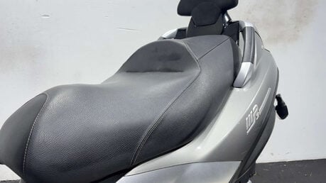 Piaggio MP3 LT, 2011, 32K, 300CC, RUNNING 3-WHEELER, SPARES/REPAIR/PROJECT 24