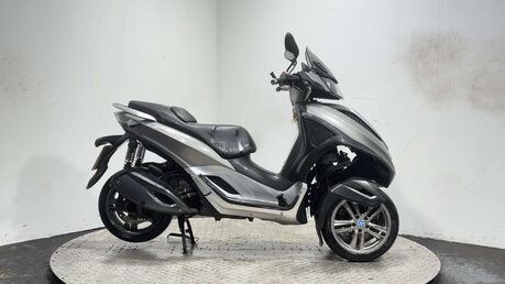 Piaggio MP3 YOURBAN LT 2011 33K 3 WHEELER RUNNING TRIKE PROJECT 300CC 1