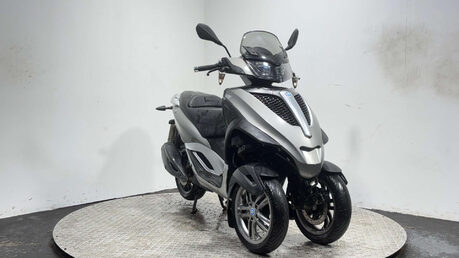 Piaggio MP3 YOURBAN LT 2011 33K 3 WHEELER RUNNING TRIKE PROJECT 300CC 2