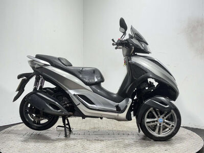 Piaggio MP3 YOURBAN LT 2011 33K 3 WHEELER RUNNING TRIKE PROJECT 300CC
