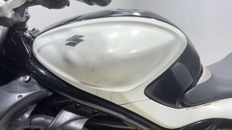 Suzuki Gladius 650 2012, 54K, 650CC RUNNING NAKED, SPARES/REPAIR/PROJECT 11