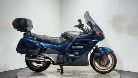 Honda ST 2001 only 23k running project bike tourer 1100cc