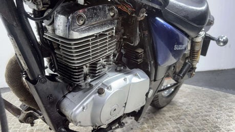 Suzuki Marauder GZ 2004 20K PROJECT BIKE CRUISER SPARES OR REPAIR 125CC 21