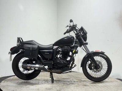 Sinnis Hoodlum 125 ZS, 2017, 15K, 125CC MOT SEP 26 CRUISER, SPARES/REPAIR/PROJECT