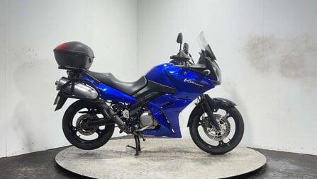 Suzuki V-Strom DL 2006 60K GOOD RUNNING CLEAN PROJECT BIKE SPARES OR REPAIR 650CC