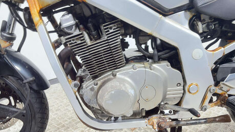 Suzuki GS500 2003 NAKED 21K PROJECT BIKE SPARES OR REPAIR 500CC TWIN CLASSIC 21