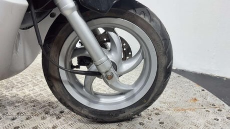 Piaggio Fly 2009 17K RUNNING PROJECT BIKE SCOOTER 50CC 4T LEARNER 25