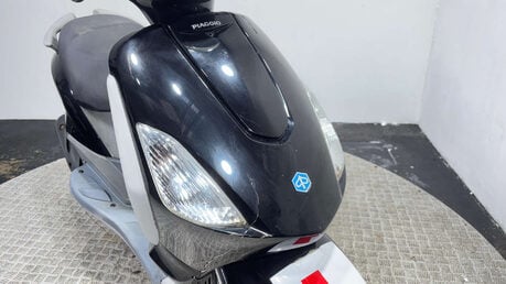 Piaggio Fly 2009 17K RUNNING PROJECT BIKE SCOOTER 50CC 4T LEARNER 21