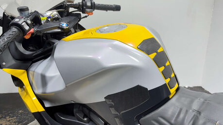 BMW K1200S 2005 GOOD RUNNING PROJECT BIKE 32K CLEAN SPORTS TOURER 1200CC 32