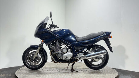 Yamaha XJ 1998 ONLY 18K SOLID PROJECT BIKE SPARES OR REPAIR 900CC TRIKE?? 4