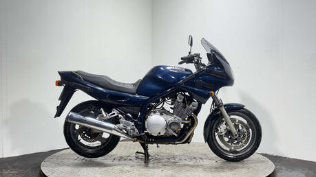 Yamaha XJ 1998 ONLY 18K SOLID PROJECT BIKE SPARES OR REPAIR 900CC TRIKE?? 1