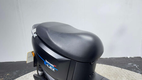 Lexmoto E-Lex 1500W 2022 20 MILES ELECTRIC 50CC SCOOTER RIDE AT 16 EBIKE ESCOOT 18