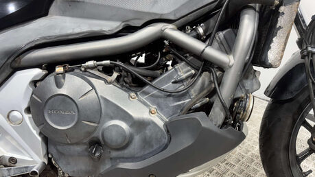 Honda NC700 2012 63K RUNNING PROJECT BIKE COMMUTER WINTER HACK 700CC A2 23