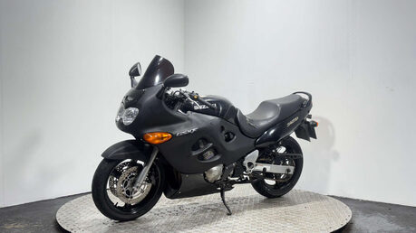 Suzuki GSX GSX750F 2000 31K SPARES OR REPAIR PROJECT BIKE 750CC SPORTS TOURER 5