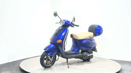 Piaggio ET2 50 VESPA 2002 PROJECT SCOOTER SPARES OR REPAIR 50CC 2 STROKE 2T 3