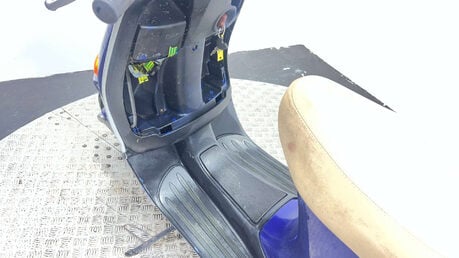 Piaggio ET2 50 VESPA 2002 PROJECT SCOOTER SPARES OR REPAIR 50CC 2 STROKE 2T 24