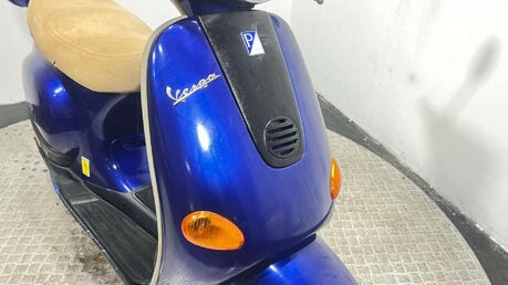 Piaggio ET2 50 VESPA 2002 PROJECT SCOOTER SPARES OR REPAIR 50CC 2 STROKE 2T 7