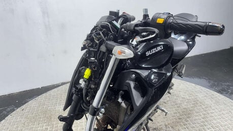 Suzuki GSX-S SPORTS BIKE PROJECT 2023 11K RUNNING PROJECT BIKE 125CC 15 BHP 29