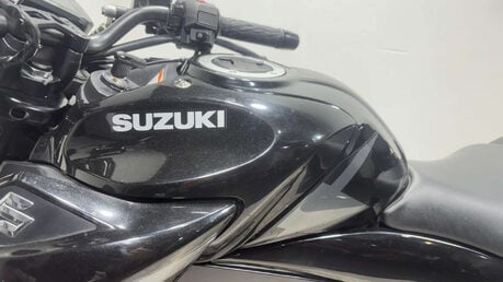 Suzuki GSX-S SPORTS BIKE PROJECT 2023 11K RUNNING PROJECT BIKE 125CC 15 BHP 10