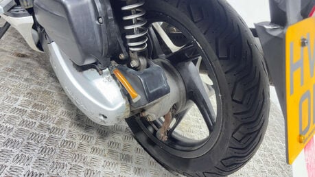 Honda PCX 125 Scooter Petrol Automatic (12 ps) 22