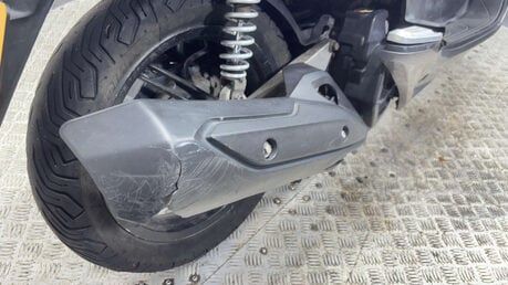 Honda PCX 125 Scooter Petrol Automatic (12 ps) 16