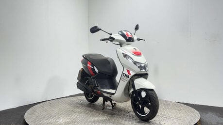 Peugeot Kisbee TCR 4T 2021 18K RUNNING PROJECT 50CC SCOOTER SPARES OR REPAIR 2