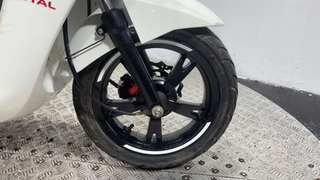 Peugeot Kisbee TCR 4T 2021 18K RUNNING PROJECT 50CC SCOOTER SPARES OR REPAIR 11