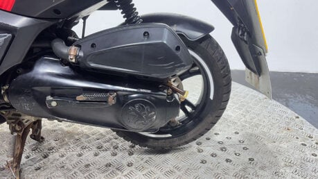 Peugeot Kisbee TCR 4T 2021 18K RUNNING PROJECT 50CC SCOOTER SPARES OR REPAIR 19