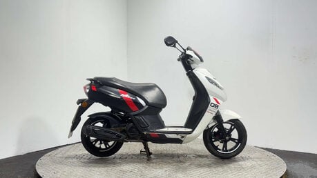 Peugeot Kisbee TCR 4T 2021 18K RUNNING PROJECT 50CC SCOOTER SPARES OR REPAIR 1