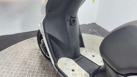 Peugeot Kisbee TCR 4T 2021 18K RUNNING PROJECT 50CC SCOOTER SPARES OR REPAIR 24