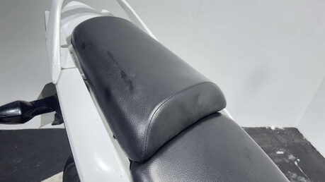 Honda CB 2013 RUNNING PROJECT BIKE 35K SPARES OR REPAIR 125CC COMMUTER 12