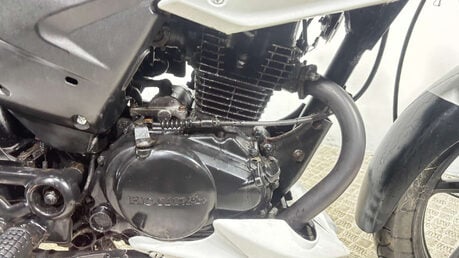 Honda CB 2013 RUNNING PROJECT BIKE 35K SPARES OR REPAIR 125CC COMMUTER 20