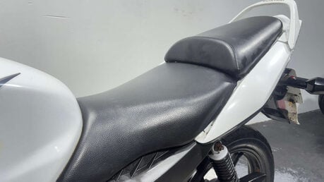 Honda CB 2013 RUNNING PROJECT BIKE 35K SPARES OR REPAIR 125CC COMMUTER 17