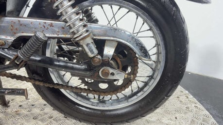 Suzuki GN GN 250 1988 CLASSIC PROJECT BIKE 250CC SPARES OR REPAIR 9