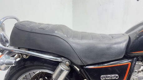 Suzuki GN GN 250 1988 CLASSIC PROJECT BIKE 250CC SPARES OR REPAIR 26