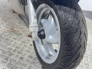 Piaggio Fly 2011 RUNNING PROJECT BIKE SPARES OR REPAIR 125CC SCOOTER 16