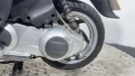 Piaggio Fly 2011 RUNNING PROJECT BIKE SPARES OR REPAIR 125CC SCOOTER 20