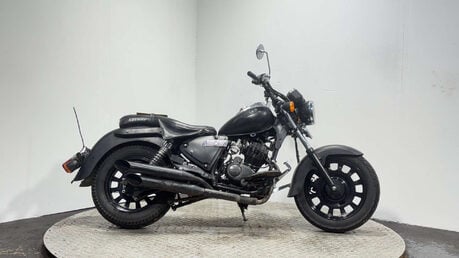 Keeway Superlight 125 2016 10K CRUISER PROJECT BIKE 125CC SPARES OR REPAIR 1