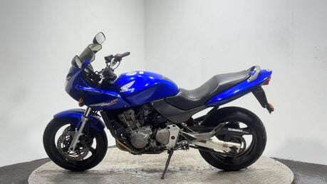 Honda CB LONG MOT 2001 36K RUNS WELL PERFECT FIRST BIG A2 BIKE 600CC 4