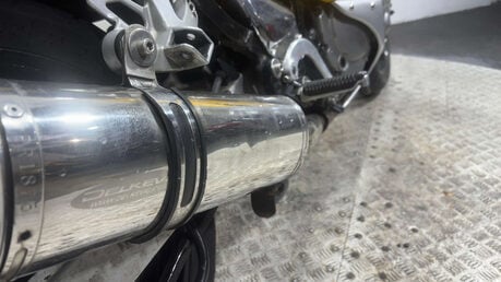 Suzuki GSX GSXF 600 2003 SPARES OR REPAIR COMPLETE PROJECT BIKE 600CC 7