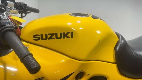 Suzuki GSX GSXF 600 2003 SPARES OR REPAIR COMPLETE PROJECT BIKE 600CC 23