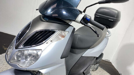 Aprilia Sportcity 2008 37K RUNNING BIKE PROJECT SCOOTER SPARES OR REPAIR 250CC 22