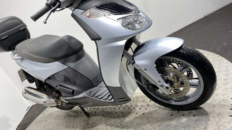 Aprilia Sportcity 2008 37K RUNNING BIKE PROJECT SCOOTER SPARES OR REPAIR 250CC 21