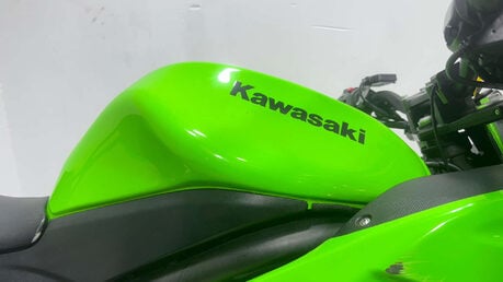 Kawasaki Er ER6 2009 14K GOOD RUNNING PROJECT BIKE SPARES OR REPAIR A2 21