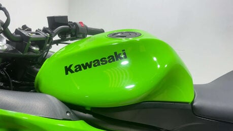 Kawasaki Er ER6 2009 14K GOOD RUNNING PROJECT BIKE SPARES OR REPAIR A2 30